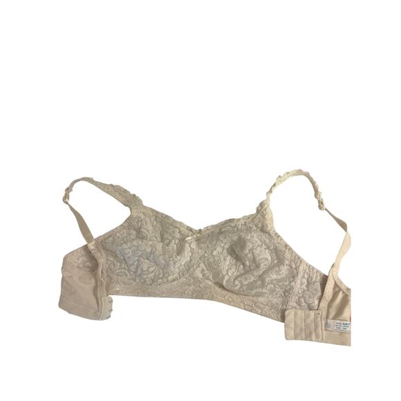 Playtex secrets style 4457 size 36D vintage made in USA lacy sheer wireless bra - Picture 1 of 3